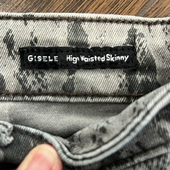 Dear John Gisele Python Snake
Print High Waisted Skinny Jeans Size 24 - Picture 3 of 5